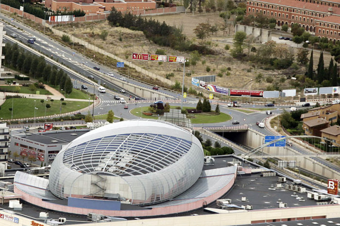 El PSOE lleva al pleno la pasarela de Los Lirios y el puente Sagasta