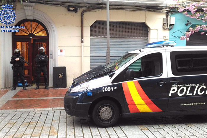 La marihuana sale del armario