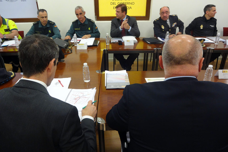 Bretón preside la Junta de Seguridad que se ha celebrado este martes por la mañana. / NR