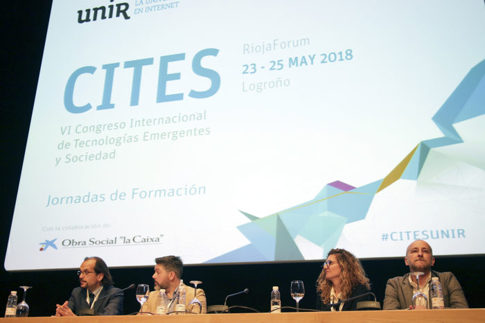 Un experto defiende el "criterio" del docente para incorporar tecnología al aula