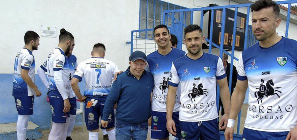 Jugadores del Borja, en el partido ante el Fraga. / futbolenaragon.com