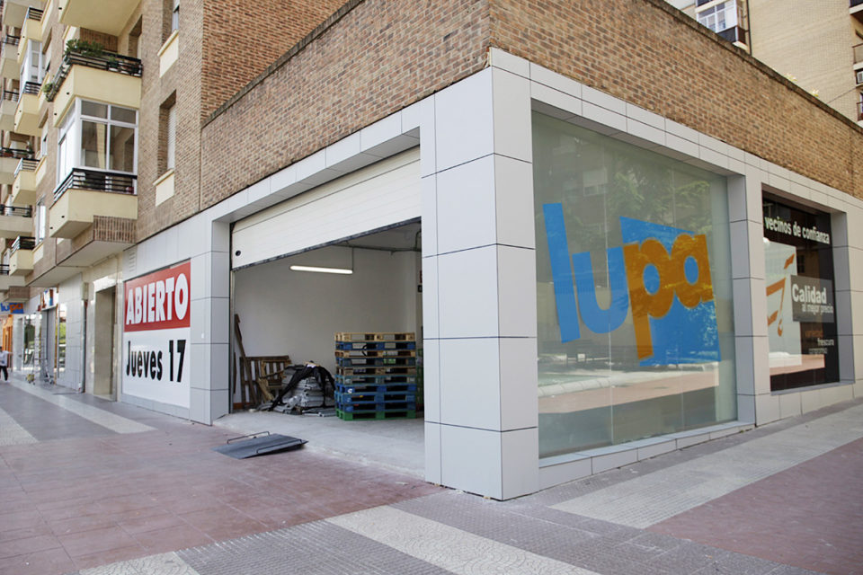 El primer supermercado Lupa que la cadena abre en Logroño está ubicado en la avenida Jorge Vigón número 62. / Ingrid