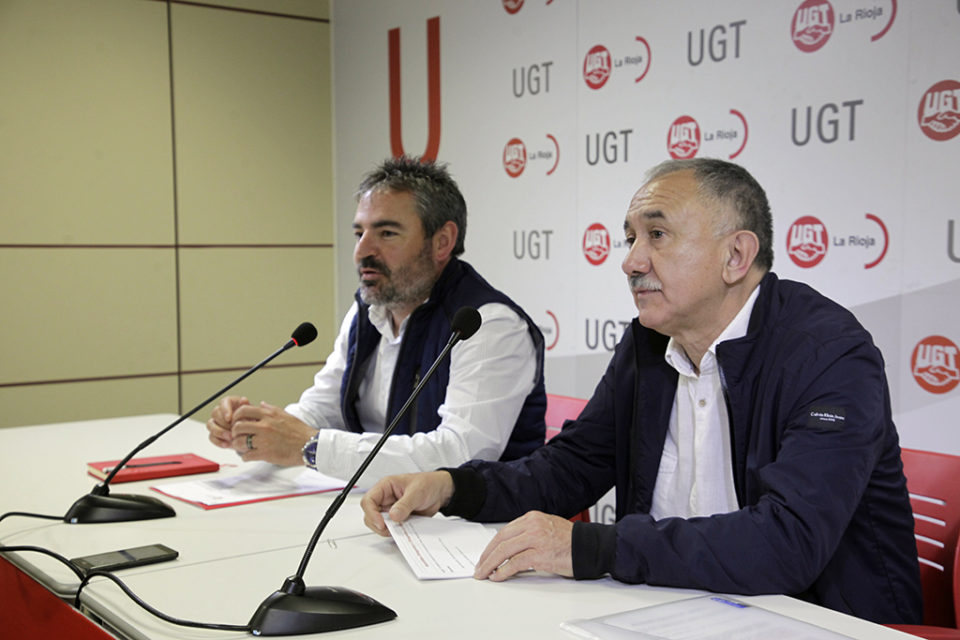 Jesús Izquierdo y Pepe Álvarez, en la rueda de prensa. / Ingrid