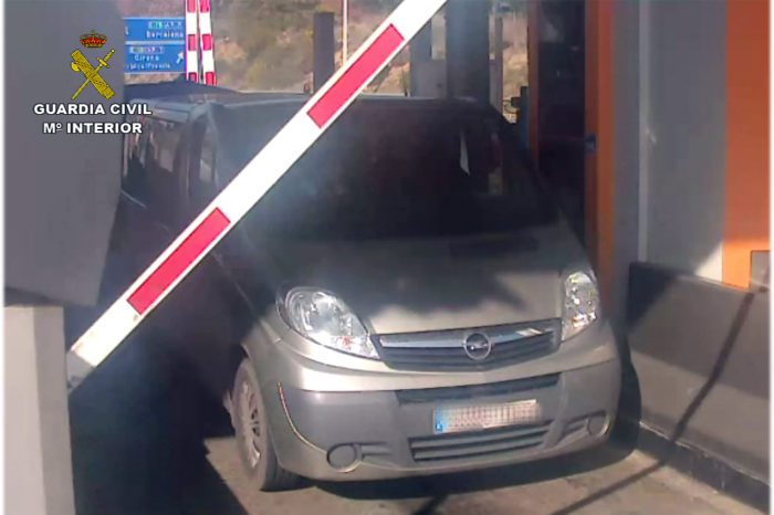 Detenido por pagar 116 peajes de la AP-68 y AP-7 con una tarjeta robada