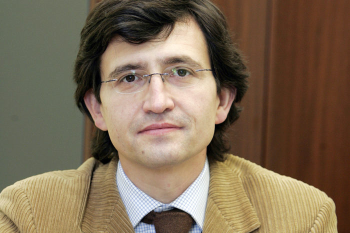 El exconsejero riojano Manuel Arenilla, investigado en el 'caso máster' de Cifuentes