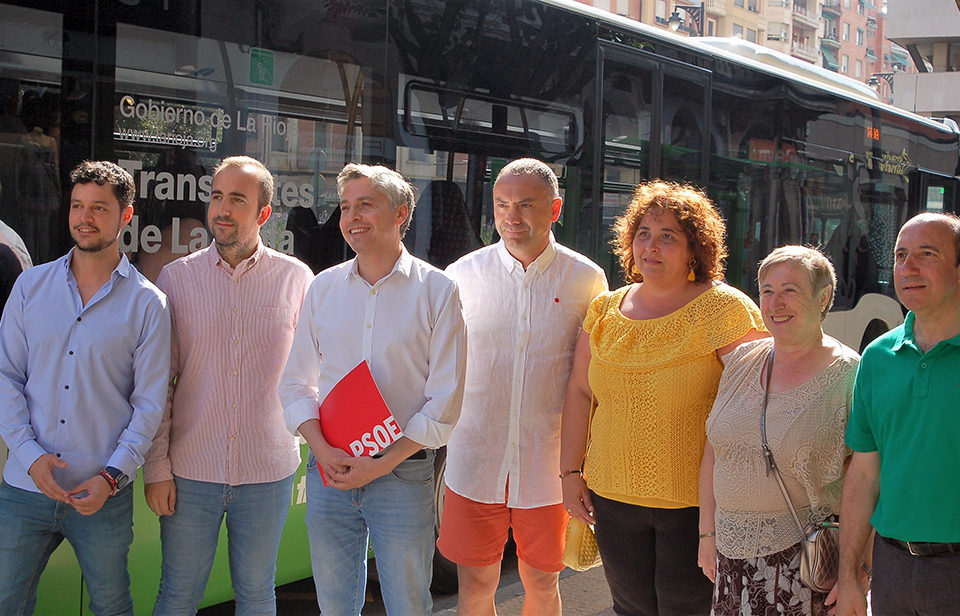 Dirigentes socialistas han reclamado mejoras en el transporte regional. / NR
