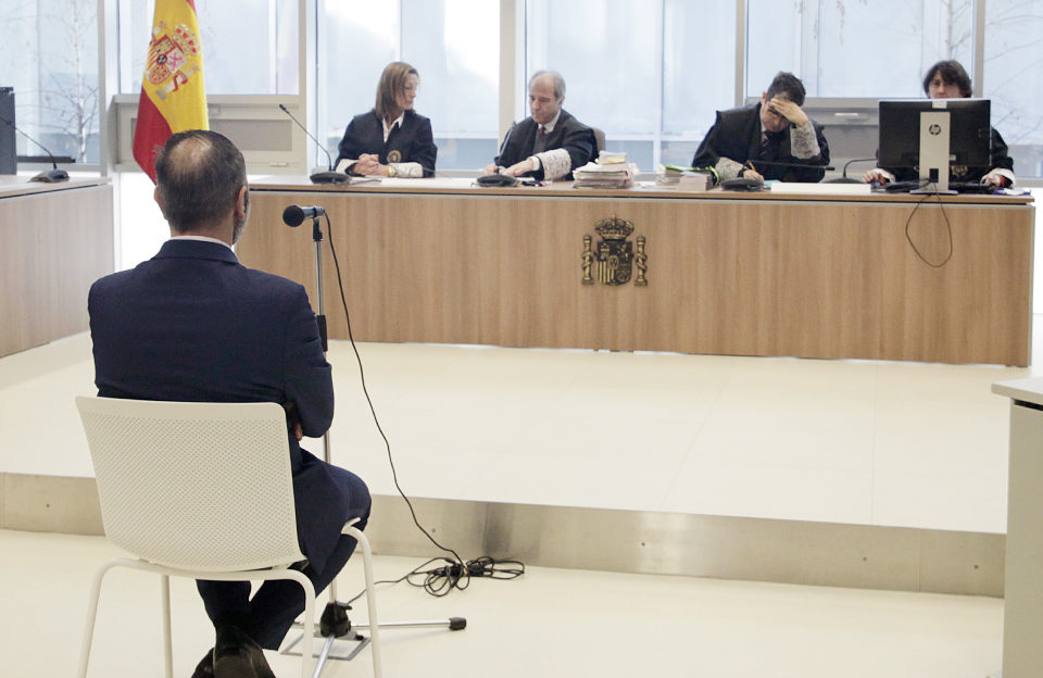 El condenado, en una de las sesiones del juicio celebrado en la Audiencia Provincial. / Ingrid