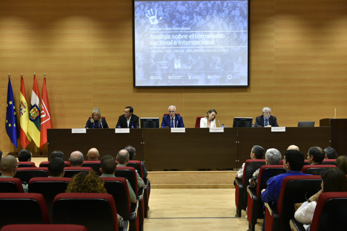 Blanco: "Una vez ganada la batalla contra el terror, hay que ganar la del relato de víctimas y verdugos"