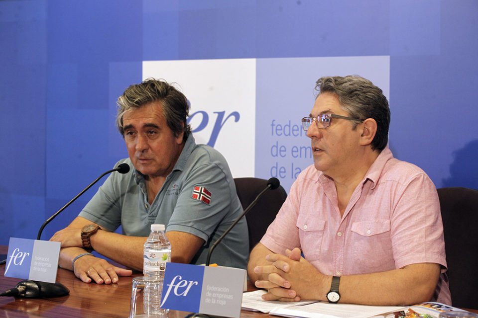 Antonio Domínguez y David Ruiz, en rueda de prensa en la sede de la FER. / Ingrid