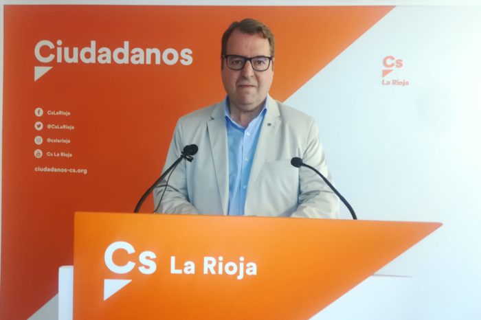 C's acusa al PP de retener la ley de reforma del Estatuto tras pactarla