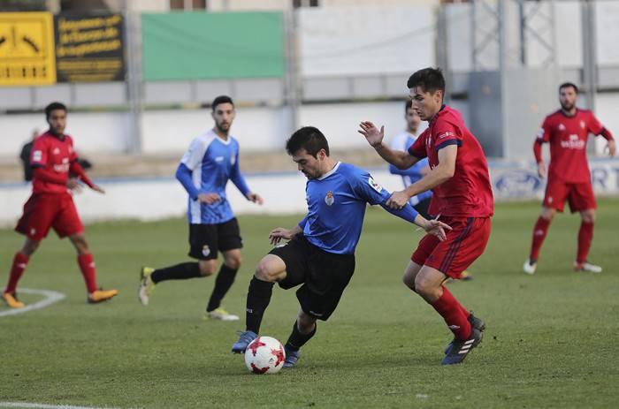 Diego Lacruz ha jugado 35 partidos, con 4 goles, en su última temporada en Segunda B con la camiseta de la Peña Sport. / Diario de Noticias