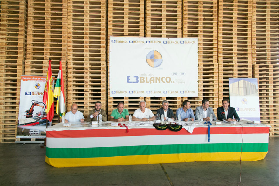 Imagen de la presentación del torneo de pelota mano. / NR