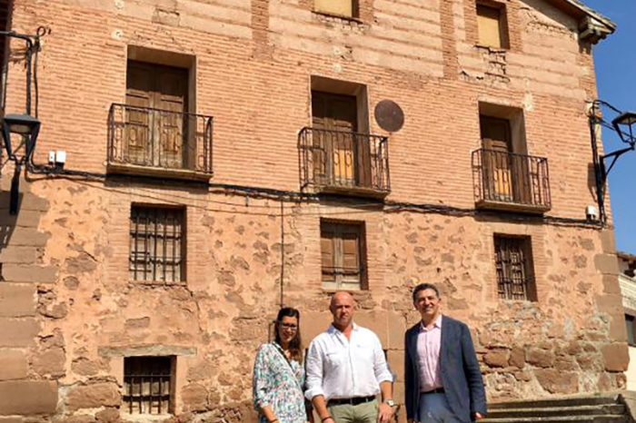 Azofra rehabilitará un edificio histórico del siglo XVII para un nuevo consultorio médico