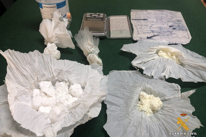 Detenida una mujer por tráfico de drogas gracias a una denuncia anónima