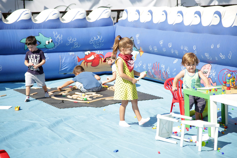 El recinto cuenta con una ludoteca para los más pequeños. / Clara Larrea