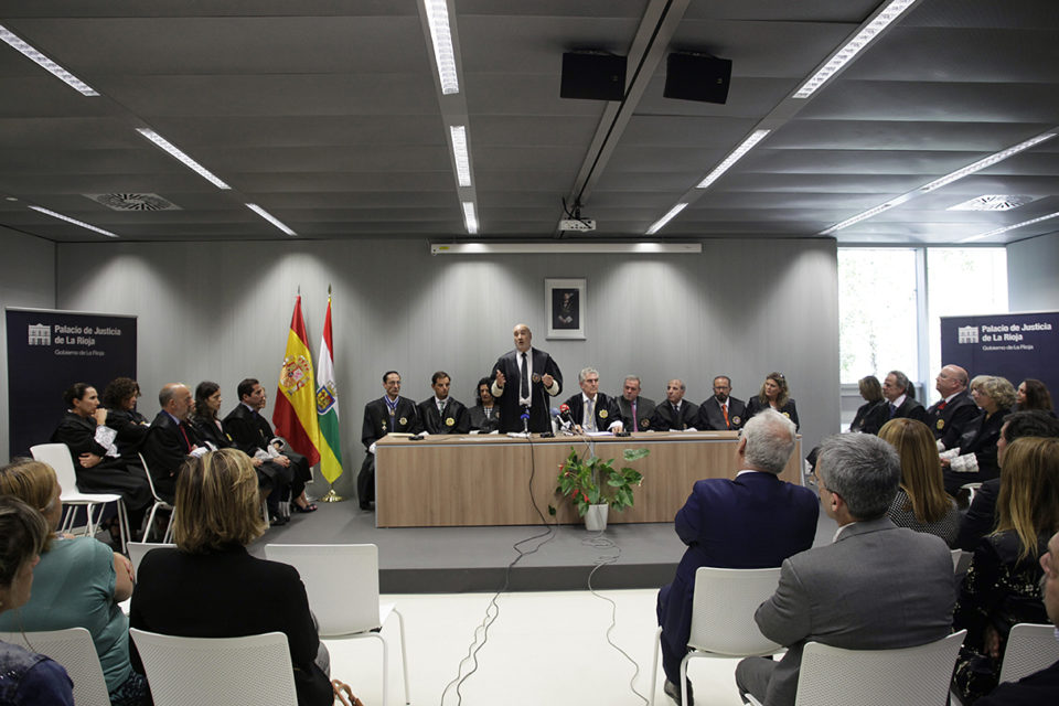 El presidente del Tribunal Superior de Justicia de La Rioja (TSJR), Javier Marca, en la apertura del Año Judicial. / INGRID