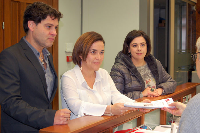 Arraiz presenta los avales para optar a las primarias del PSOE a la Alcaldía