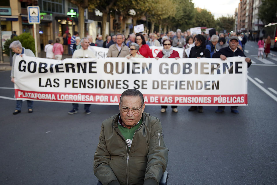 Cabeza de la manifestación que partió de la Glorieta y recorrió el centro de la ciudad. / Clara Larrea