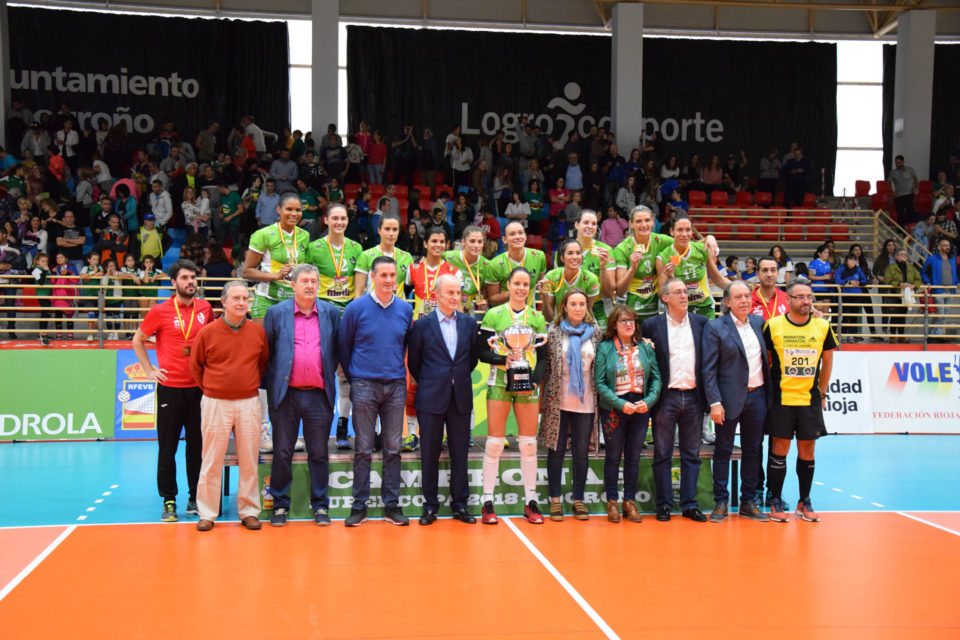 El Minis de Arluy sumó su quinta Supercoa consecutiva al derrotar al Tenerife (3-1). / rfevb.es