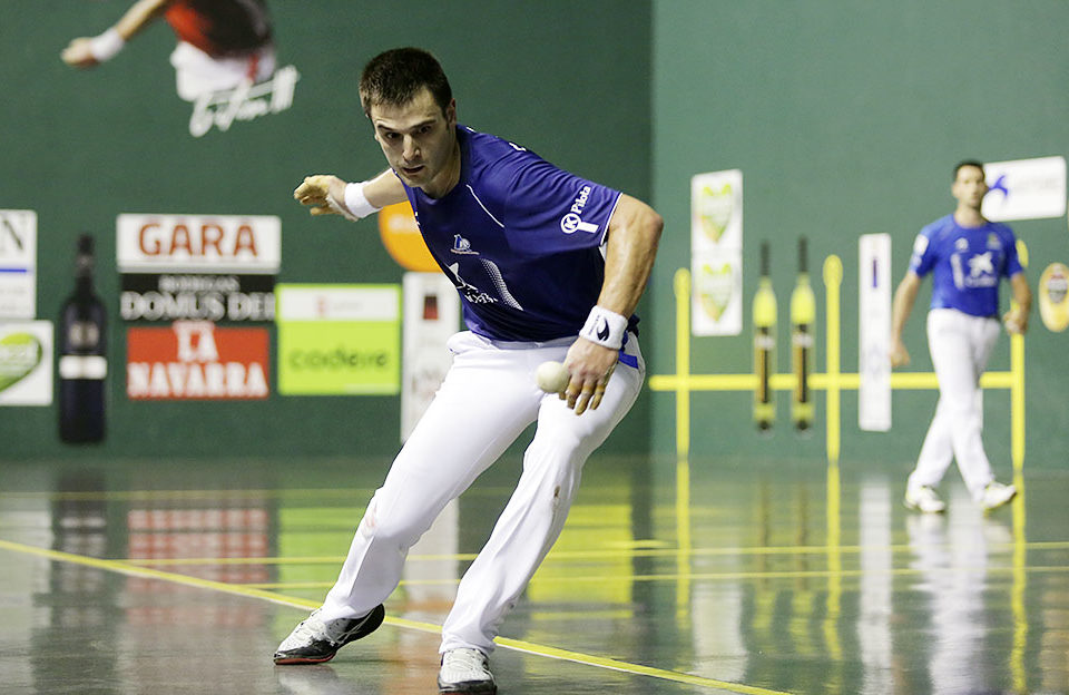 Danel Elezcano, en un partido de la pasada feria matea. / Clara Larrea