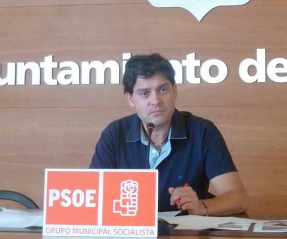 El PSOE critica el abandono del Puente de Sagasta y reclama una intervención urgente