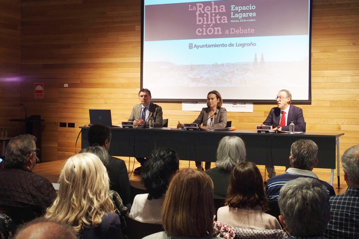 Gamarra aboga por revisar y mejorar las políticas públicas de rehabilitación de edificios