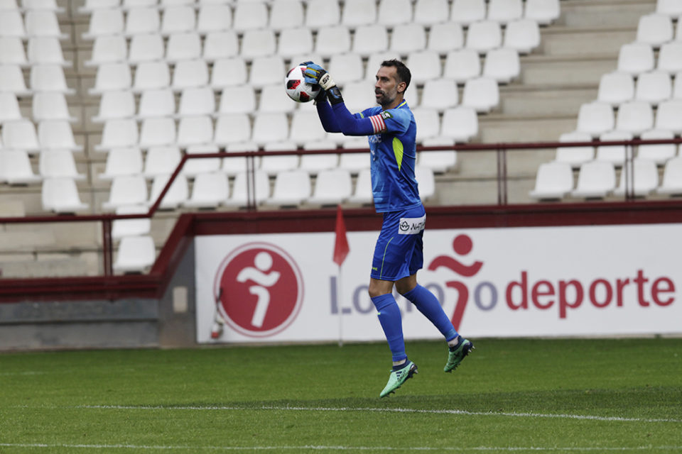 Miguel dice adiós a lo que queda de temporada tras lesionarse de gravedad en Getxo. / Ingrid