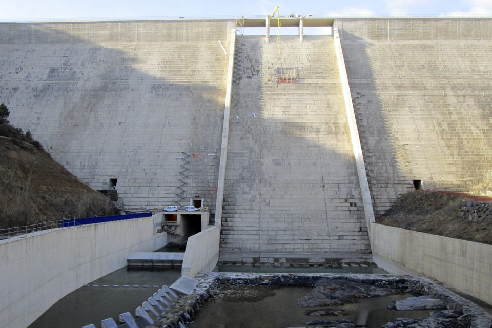 Imagen de archivo de la presa de Enciso. / NR