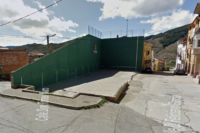 Destinan 200.000 euros para instalar una cubierta en el frontón de Clavijo