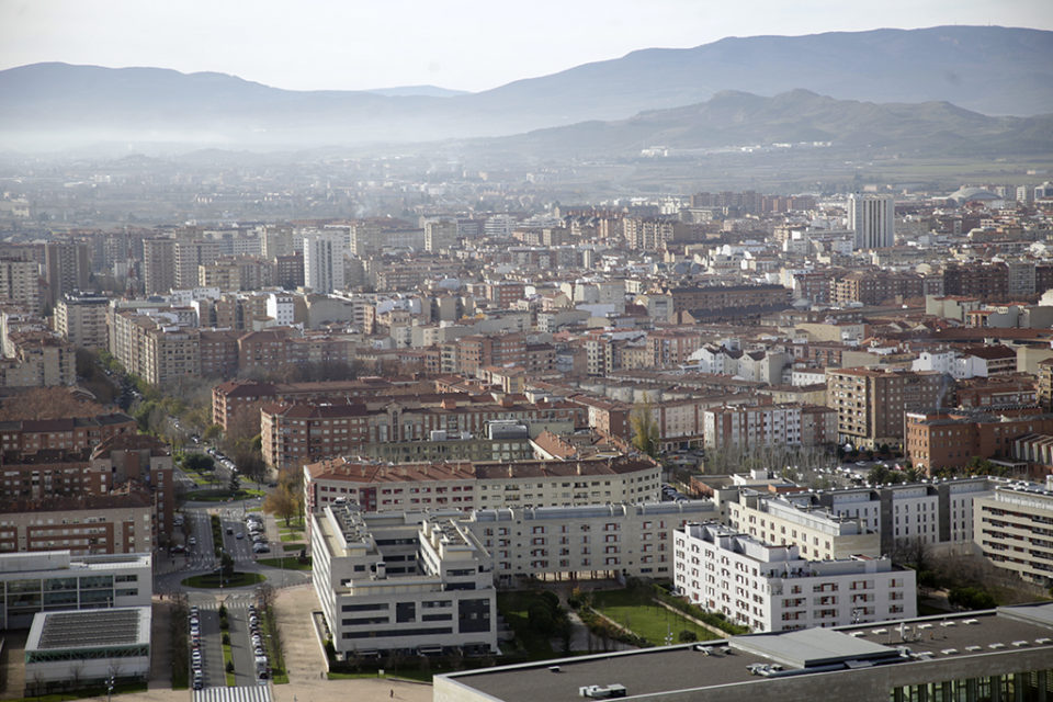 Imagen de Logroño captada desde el Monte Cantabria. / Clara Larrea