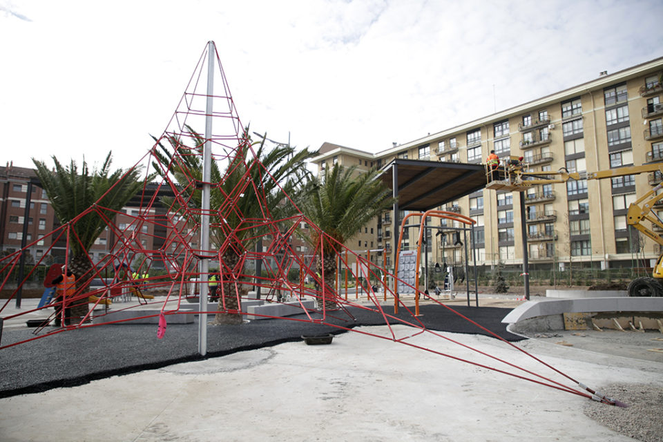 La zona central de la plaza México tendrá marquesinas para dar sombra. / Clara Larrea