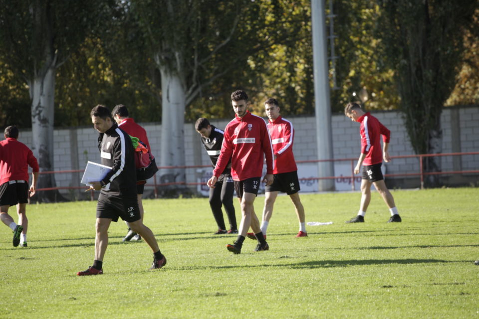 Juan Iglesias y Víctor son habituales en el once de Sergio Rodríguez, aunque ambos tienen ficha con el filial. / Ingrid
