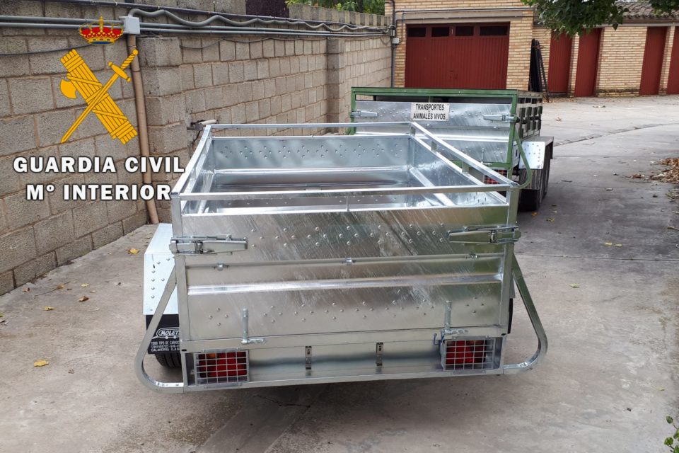 Remolques recuperados por la Guardia Civil. / NR