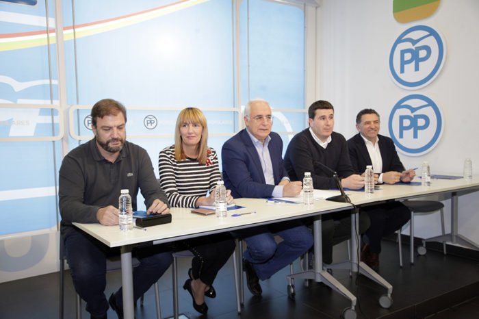 El PP promete trabajar para que la coyuntura electoral y las políticas de Sánchez "no perjudiquen a La Rioja"