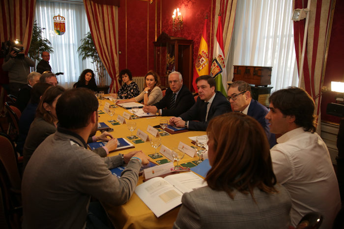 Un plan prevé 39 acciones para prevenir el suicidio, una "asignatura pendiente"