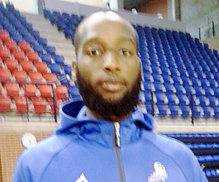 Un escolta para el Rioja Vega