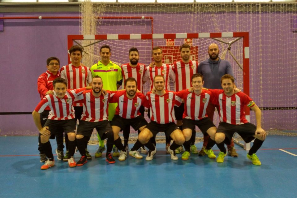 El Garnacha adelanta al Murillo y se hace con el liderato de la Tercera riojana. / NR