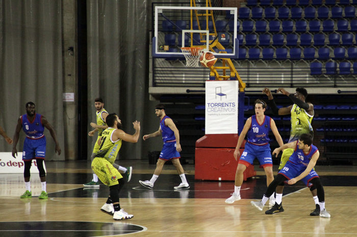 Dos plazas para tres equipos