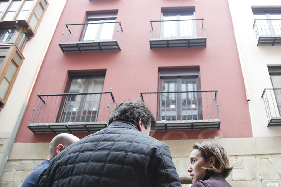 Fachada de la ampliación del hotel, en la calle Marqués de San Nicolás. / Clara Larrea