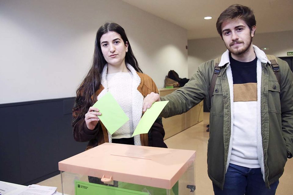 Sergio Capellán y Beatriz Fernández eran los dos únicos candidatos. En la votación salió elegido Capellán. / Clara Larrea