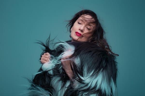 Luz Casal actúa este sábado en Riojaforum