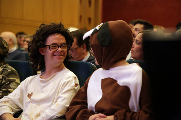 Oportunidades sí, caridad no