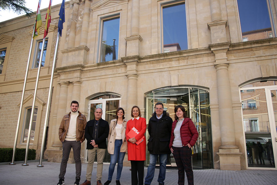 Candidatos riojanos a Congreso y Senado/ Clara Larrea