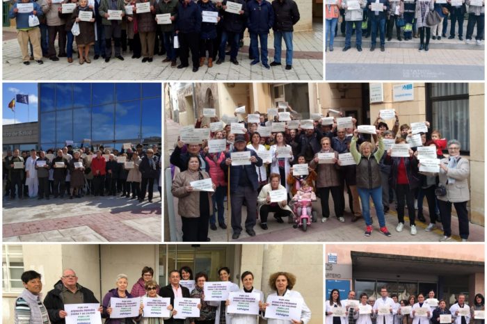 Un centenar de ciudadanos apoya a los médicos de Labradores en su protesta