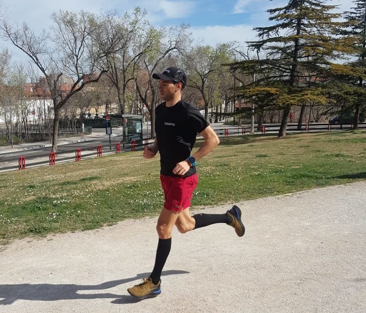 Camilo Santiago, durante un entrenamiento en Zaragoza. / NR
