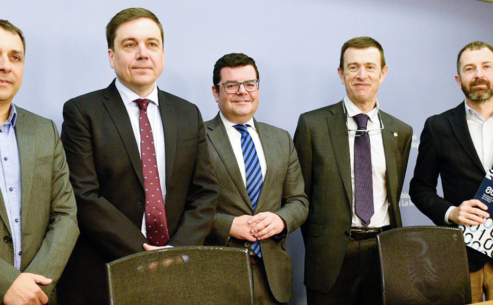 Presentación de la nueva edición del encuentro Loading Riojaparty. / NR