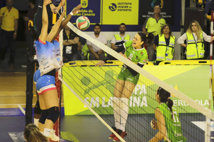 El Minis sufre para sumar