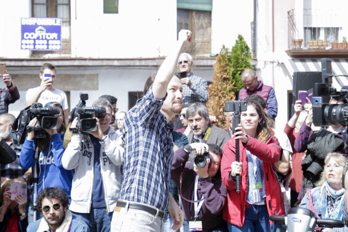 "Ningún patriota de charanga y pandereta nos va a dar lecciones de ser españoles"
