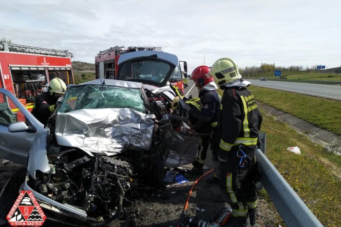 Fallece un logroñés en un accidente de tráfico en el que un técnico de la Real Sociedad queda herido grave