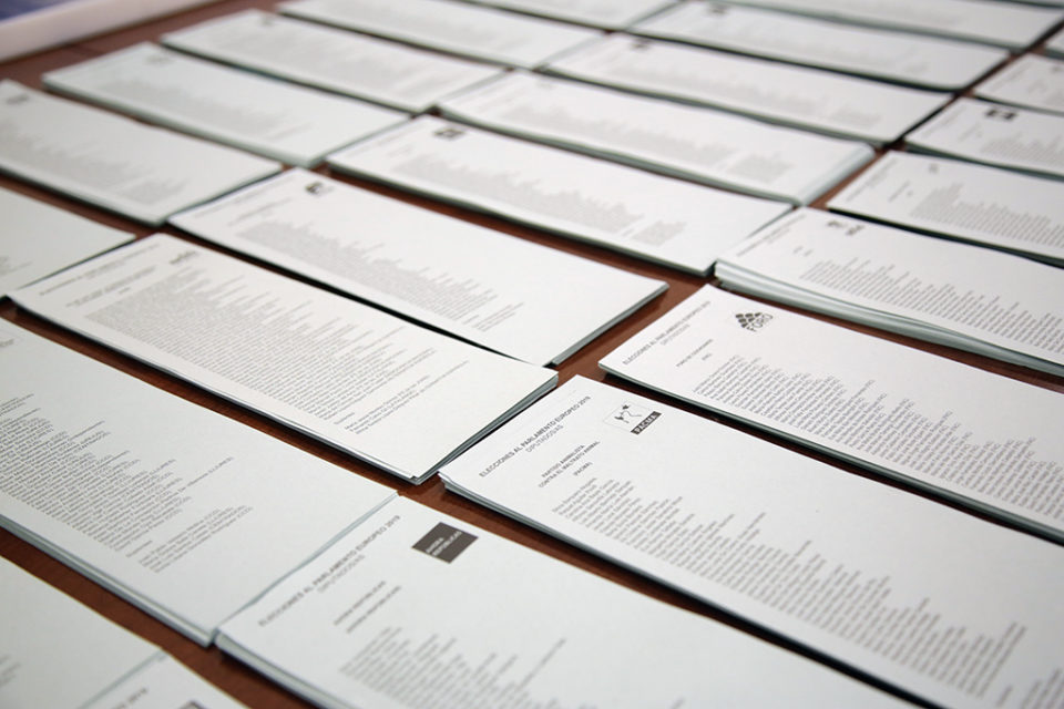 Papeletas electorales de diferentes formaciones políticas. / Clara Larrea